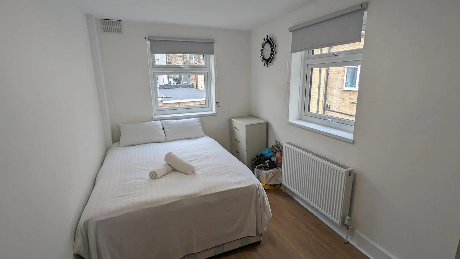 Mile End Rooms London 0*,